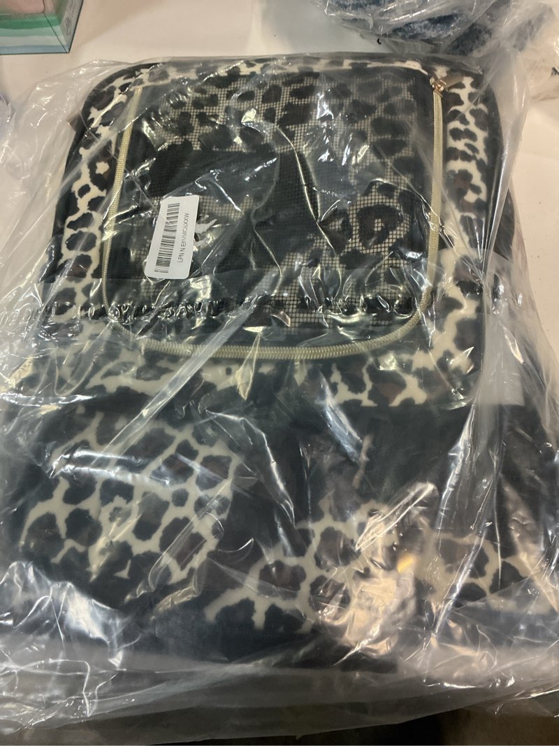 Condition photo showing New/Like New for petmolico cat carrier soft-sided pet bag for small medium cats puppies 16lbs - airline approved pet travel carrier 3 open doors (medium,leopard) medium leopard