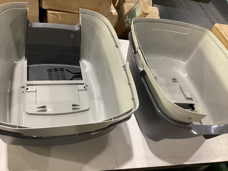 Condition photo showing Good Condition for iris usa cat litter box large with front door flap, covered enclosed litter box enclosure with scoop, handle & buckles for portability & privacy, hidden litter pan, gray jumbo enclosed dark gray w/ scoop