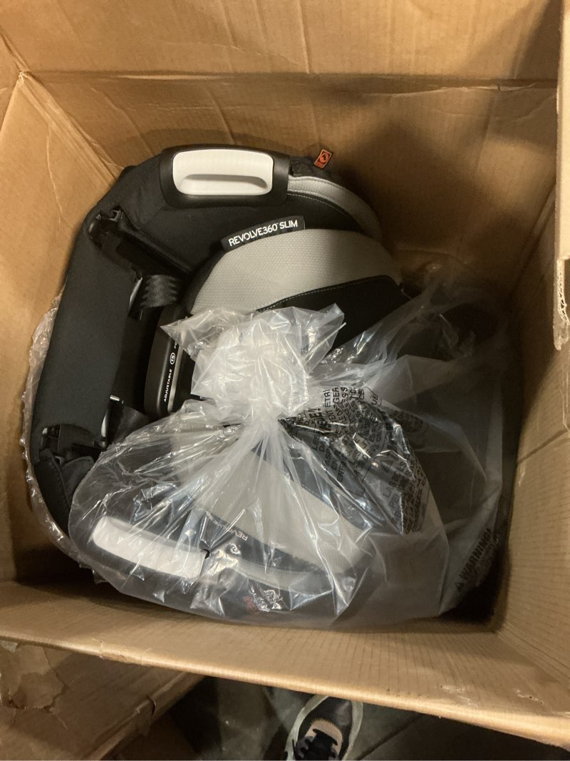 Condition photo showing Good Condition for Evenflo Revolve360 Slim 2-in-1 Rotational Car Seat with Quick Clean Cover (Salem Black)
