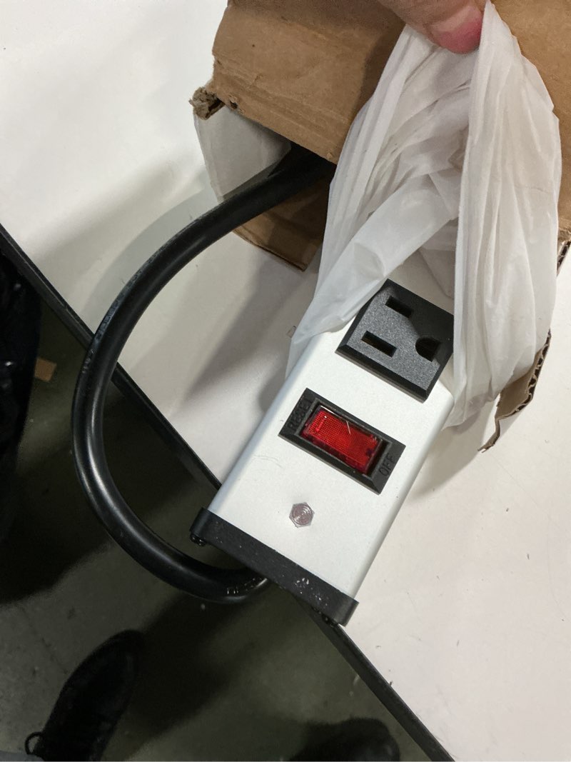 Condition photo showing Good Condition for 16 Outlet Plugs Heavy Duty Metal Power Strip, Aluminum Workshop Socket with 4 FT Long Cord and Power