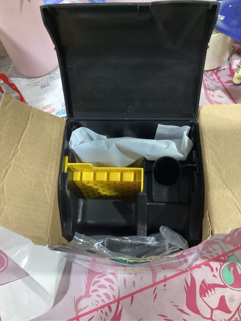 Condition photo showing Good Condition for vibrant life medium power filter with cartridge for 5-10 gal fish aquariums