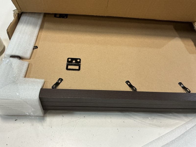 Condition photo showing Good Condition for frame set of 3, dark brown wood grain 20”x24”  poster frame for gallery wall mounting (3 pack,walnut)