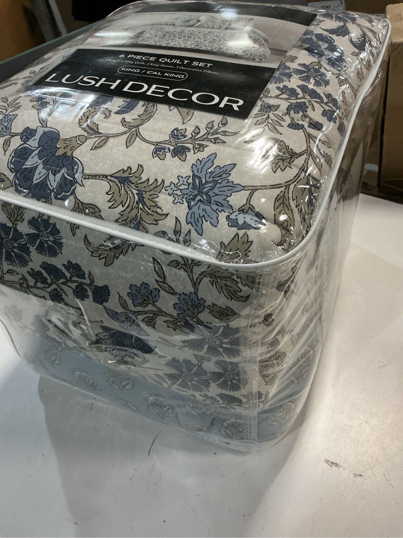 Condition photo showing Good Condition for lush decor lillian block print reversible quilt 6 piece set king/cal king blue & sage - floral beddi