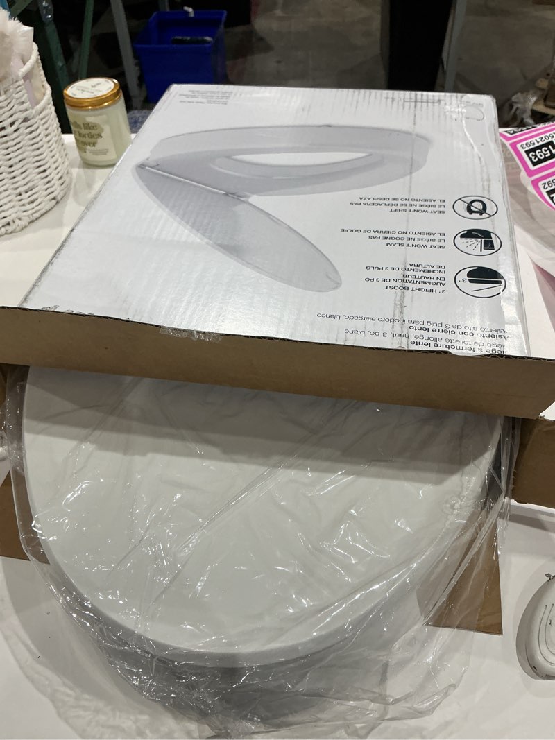 Condition photo showing Good Condition for kohler 25875-0 hyten 3" height, elevated soft close elongated toilet seat, contoured seat with grip-tight bumpers, quick-attach hardware, no slam toilet seat, white white elongated