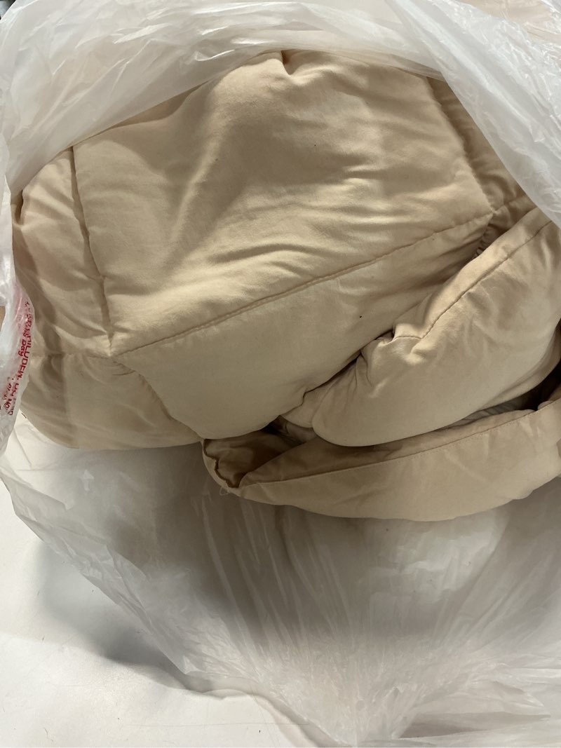 Condition photo showing Good Condition for hyleory all season queen size bed comforter - cooling down alternative quilted duvet insert with corner tabs - winter warm - machine washable - beige queen?88*88? beige