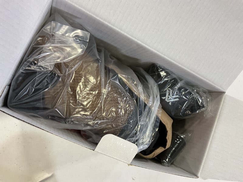 Condition photo showing New/Like New for vortex diamondback hd binoculars - 10x50mm