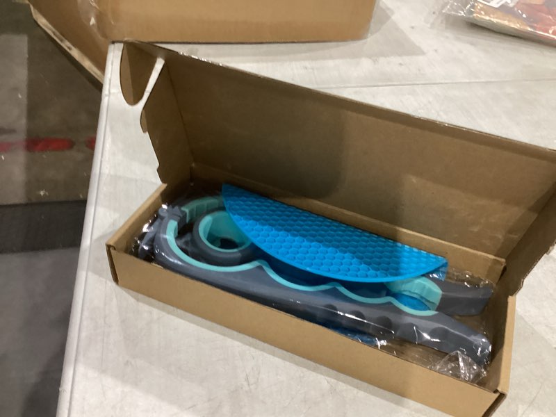 Condition photo showing New/Like New for Jar Opener for Weak Hands, Seniors with Arthritis, 5 in 1 Multi Function Bottle Opener Lid Opener For Arthritic Hands with Non Slip Rubber Jar opener Gripper Pad(blue) 3-piece set Blue