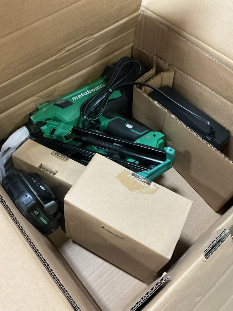 Condition photo showing As Is for metabo hpt 18v multivolt cordless 30° paper tape framing nailer kit, 3-1/2" framing nailer, power tool with 4.0ah lithium ion battery, drives 2" to 3-1/2" nails, powerful brushless motor, nr1890dca
