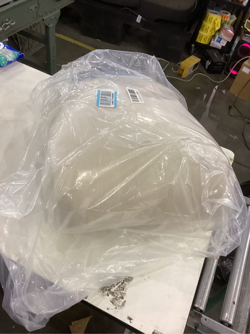 Condition photo showing New/Like New for ACOMOPACK Baby Play Mat for Floor 1.3" Thick Memory Foam Play Mat 59"×71" Tummy Time Crawling with Non-Slip Bottom for Living Room,Nursery,Soft Velvet Playpen Mats for Kids,Infants?Beige? Beige 59"×71"