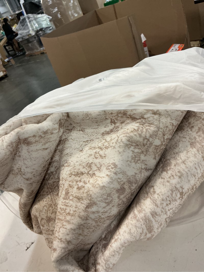 Condition photo showing As Is for washable area rug 8x10, large soft rugs for living room vintage beige carpet 8x10 area rugs for bedroom dining room non-slip stain resistant under table rug beige 8' x 10' (rectangular)