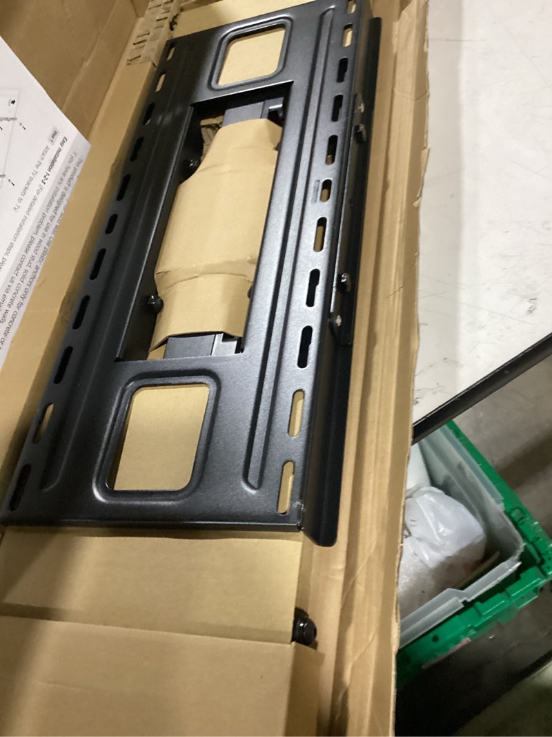 Condition photo showing New/Like New for montek heavy duty xxl full motion tv wall mount for 60-120 inch extra large tvs, holds 265 lbs, max vesa 900x600, 27.7" extension, swivel & tilt, preassembled, fits 12–24" studs, led/lcd/oled 4k/8k