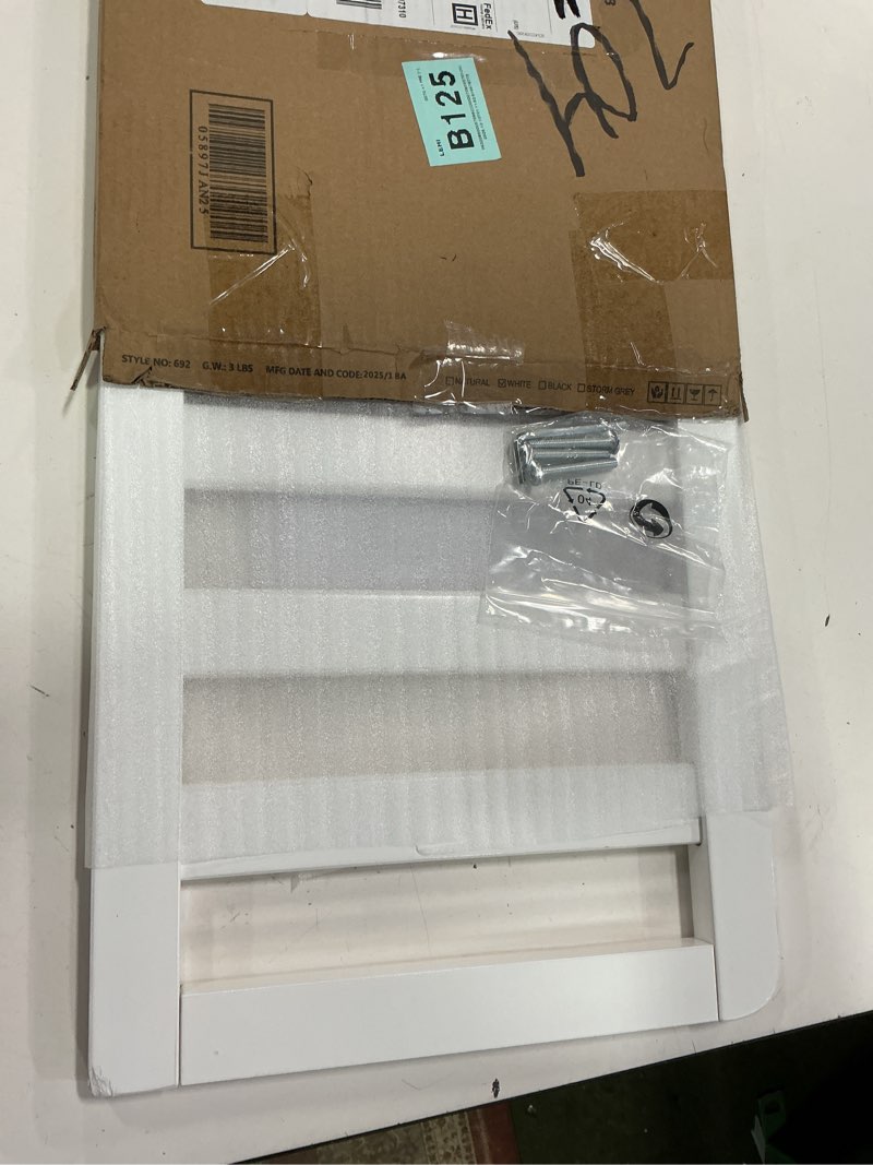 Condition photo showing New/Like New for Dream On Me Universal Convertible Crib Toddler Guard Rail  White