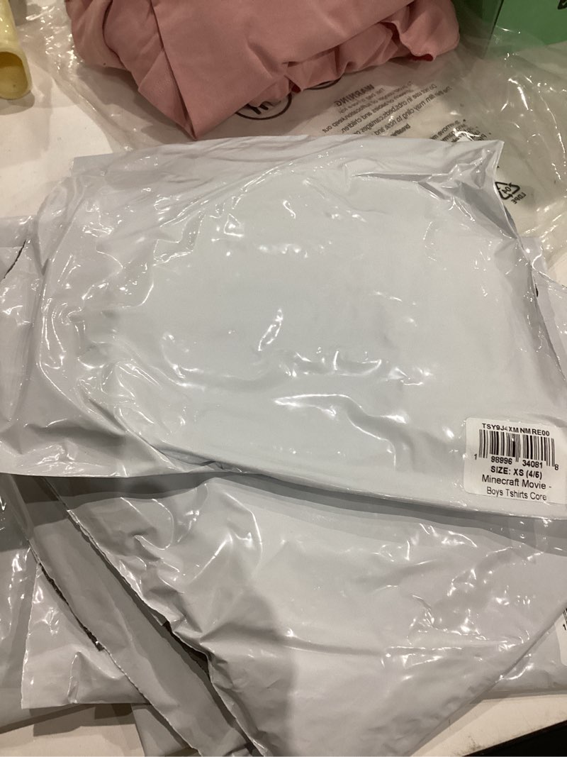 Condition photo showing Good Condition for Minecraft Movie Chicken Jockey Youth Navy Crew Neck Short Sleeve T-Shirt Black X-Small