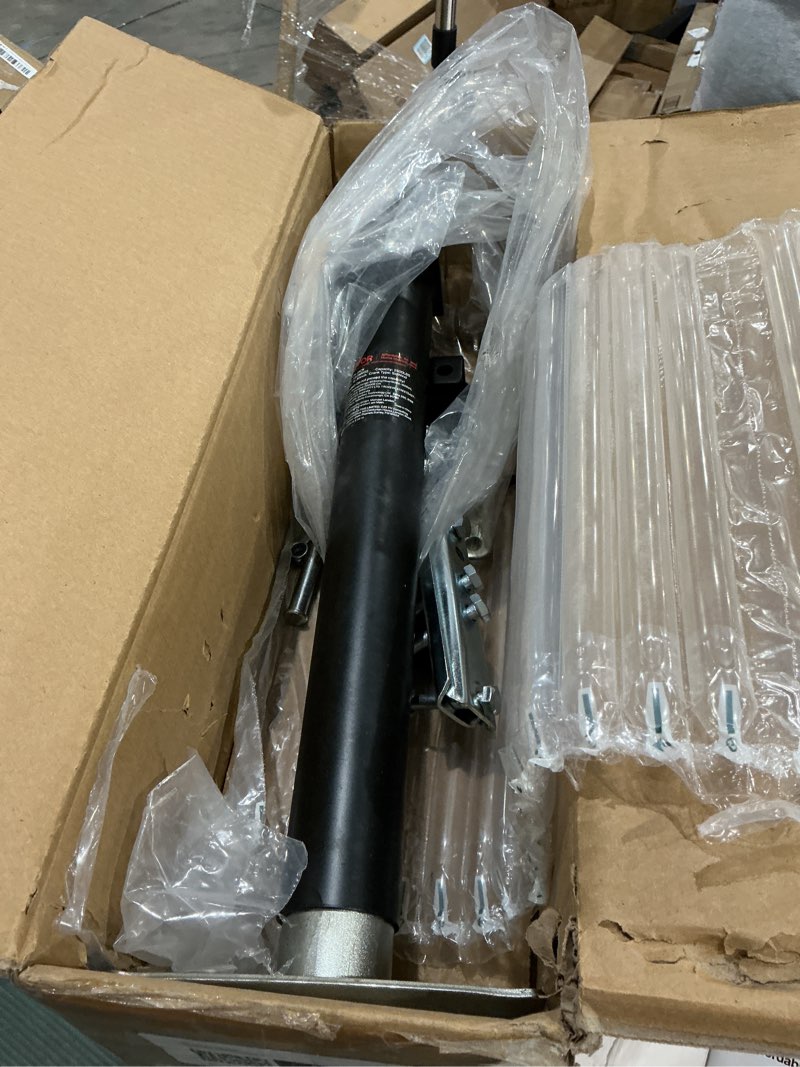 Condition photo showing Good Condition for trailer jack, 5000 lbs. dynamic load capacity, heavy duty swivel