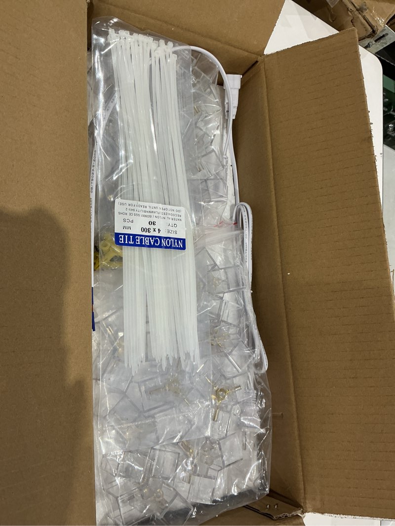 Condition photo showing Good Condition for hexagon garage lights, high brightness 168w 6500k 18480lumens honeycomb hexagon led garage light 5 grid for garage, auto beauty shop, car detailing shop, workshop 5-grids non-dimmable