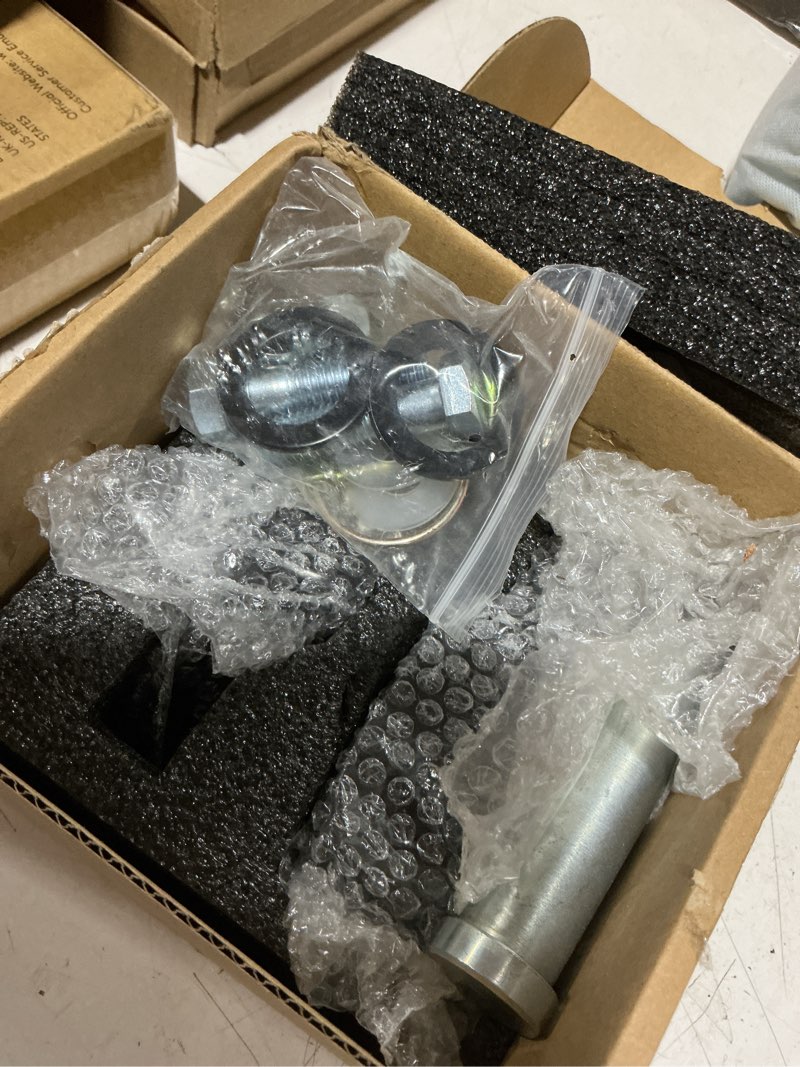 Condition photo showing As Is for bx88357 7/8" pins tow bar & off road bumper adapter kit compatible with blue ox avail bx7420, ascent bx4370, alpha bx7365, aventa bx7445, alladin bx4325, allure bx7460p bx88296, bx88303, bx88304