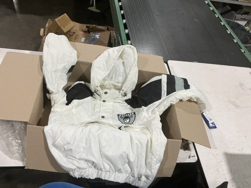 Condition photo showing New/Like New for starter men's white/black las vegas raiders thursday night lights half-snap raglan hoodie jacket