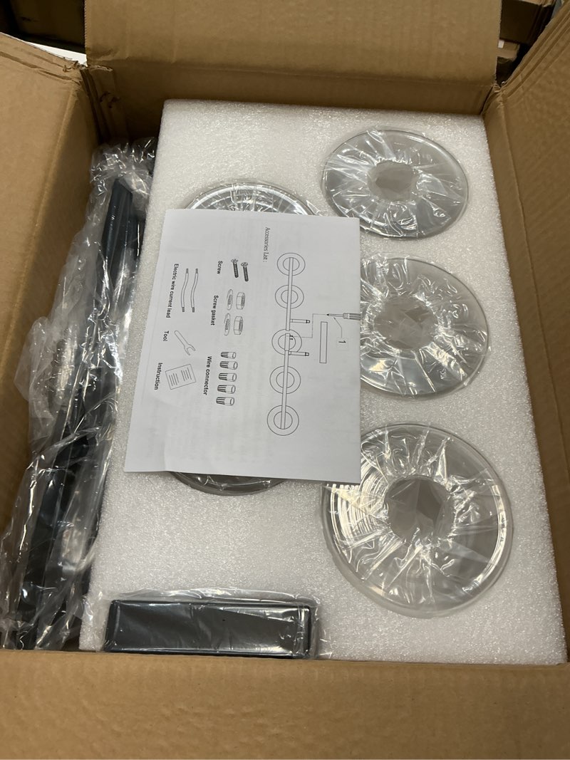 https://lotting-media.assets.bidfta.com/lotting_80d45f96-0d96-4905-9bb7-626ca0b75a06
