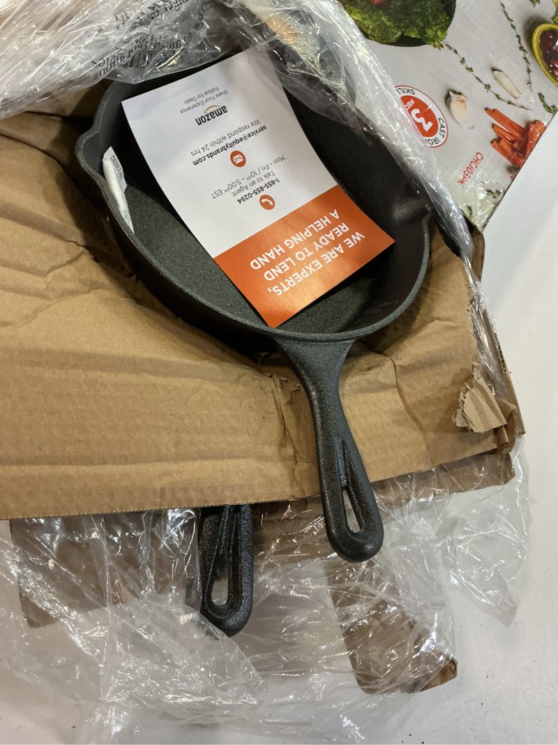 Condition photo showing Good Condition for commercial chef 3-piece cast iron skillet set – 8 inch, 10 inch, and 12 inch - pre-seasoned cast iron cookware 8", 10", 12" skillet set