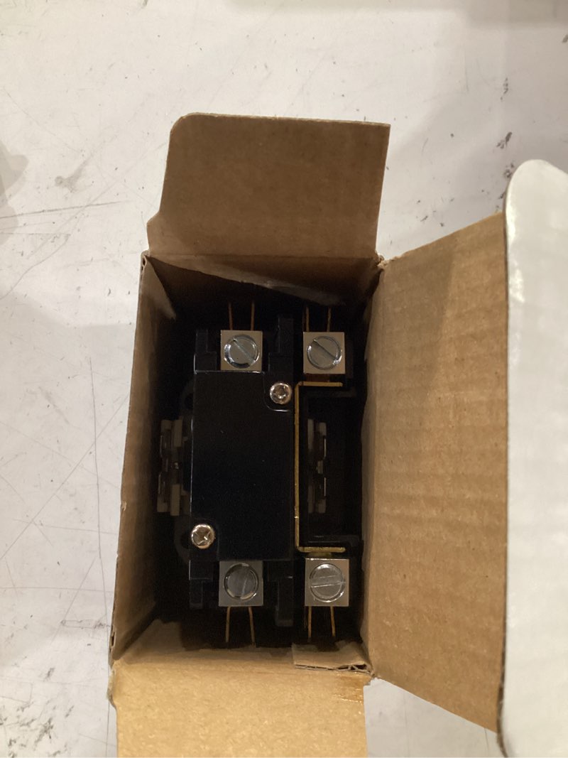 Condition photo showing Good Condition for vexunga 1 pole 40 amp 24 vac coil ac contactor 1p 40a 24v 50/60hz ac motor contactor replacement for air conditioner compressor condenser unit contactors