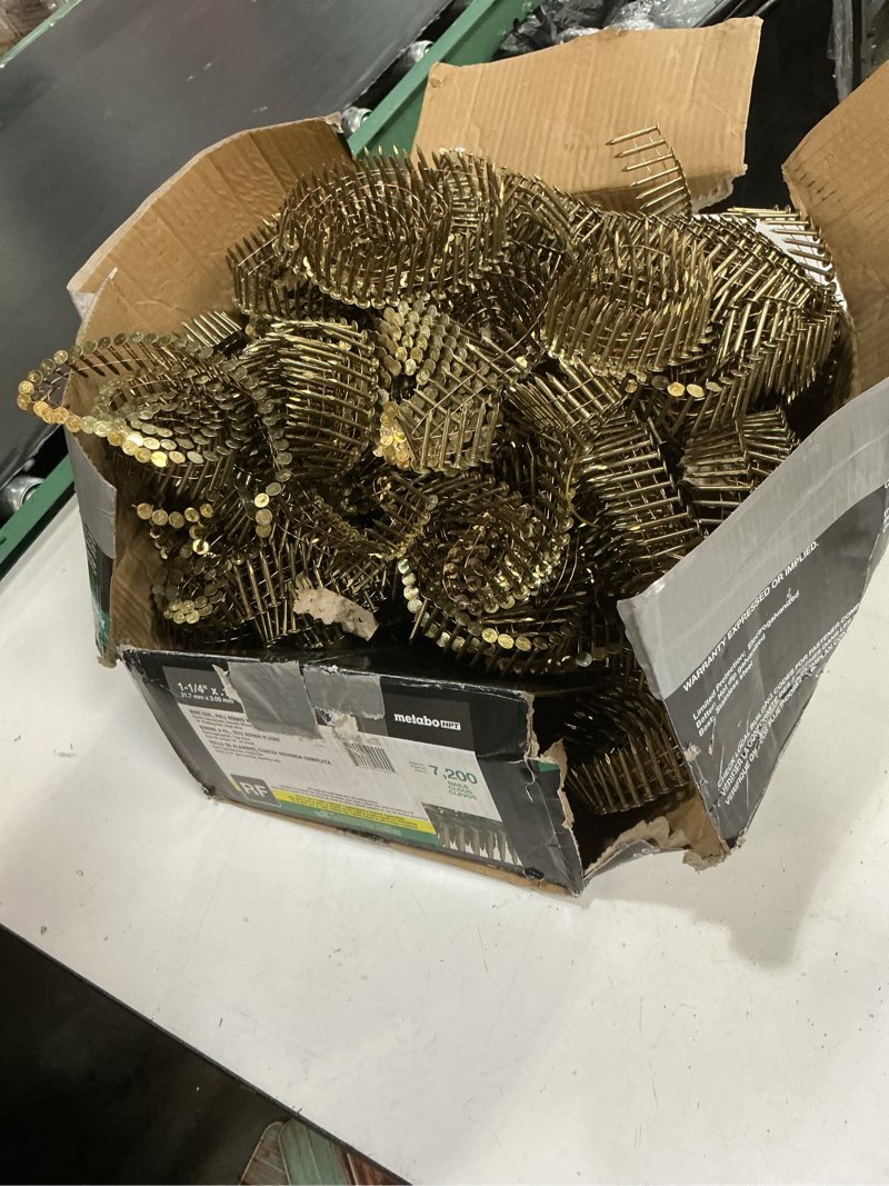 Condition photo showing As Is for metabo hpt 1-1/4-in 15-degree smooth shank electro-galvanized collated coil roofing nails (7200-per box)