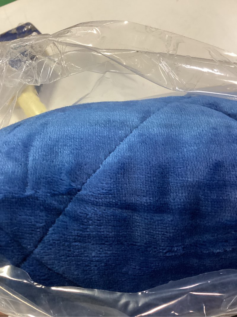 Condition photo showing Good Condition for smiry fuzzy couch cover for dogs, non slip washable pet sofa cover, scratch proof hair resistant plush sofa slipcover, pet friendly couch cushion protector for cat, navy, 27.6" x 82.7" navy 27.6" x 82.7"