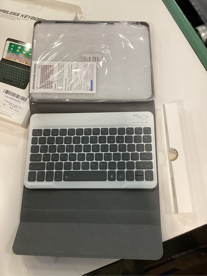 Keyboard Case for iPad Air 11 inch (M3/M2, 2025/2024)/ iPad Pro 11 inch (1st, 2nd, 3rd, 4th Gen)/ iP