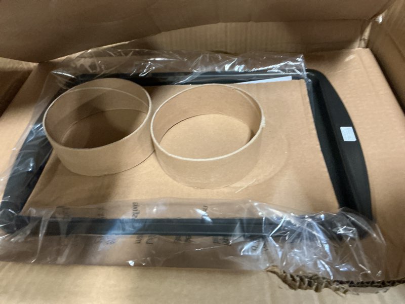 Condition photo showing Good Condition for Amazon Basics Nonstick Baking Sheets 3-Piece Set, Stackable to Save Space, Dishwasher and Oven-Safe up to 428°F