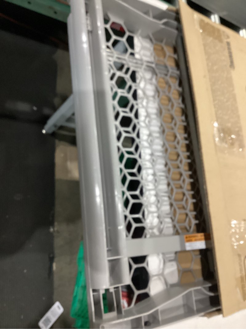 Condition photo showing Good Condition for regalo safety 28"-42" extra wide expandable baby gate for doorways & bottom of stairs, pressure mounted safety gate for babies, toddlers & pets, tested & safe for 30 years, american designed and owned plastic