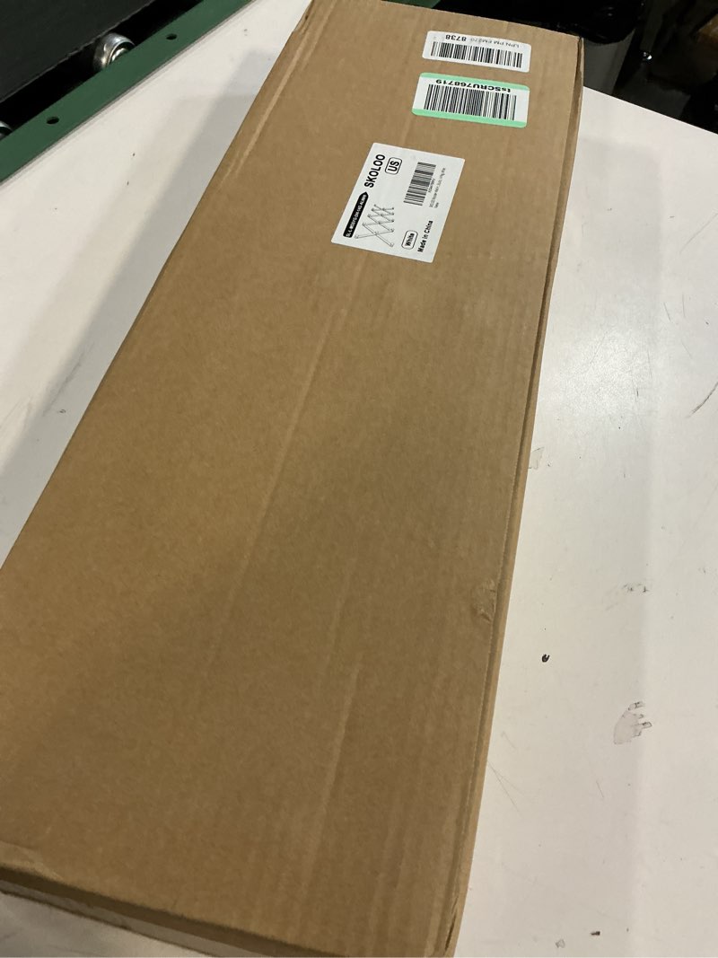 Condition photo showing Good Condition for SKOLOO Wooden Wall H..Studio, 14 Peg, White 