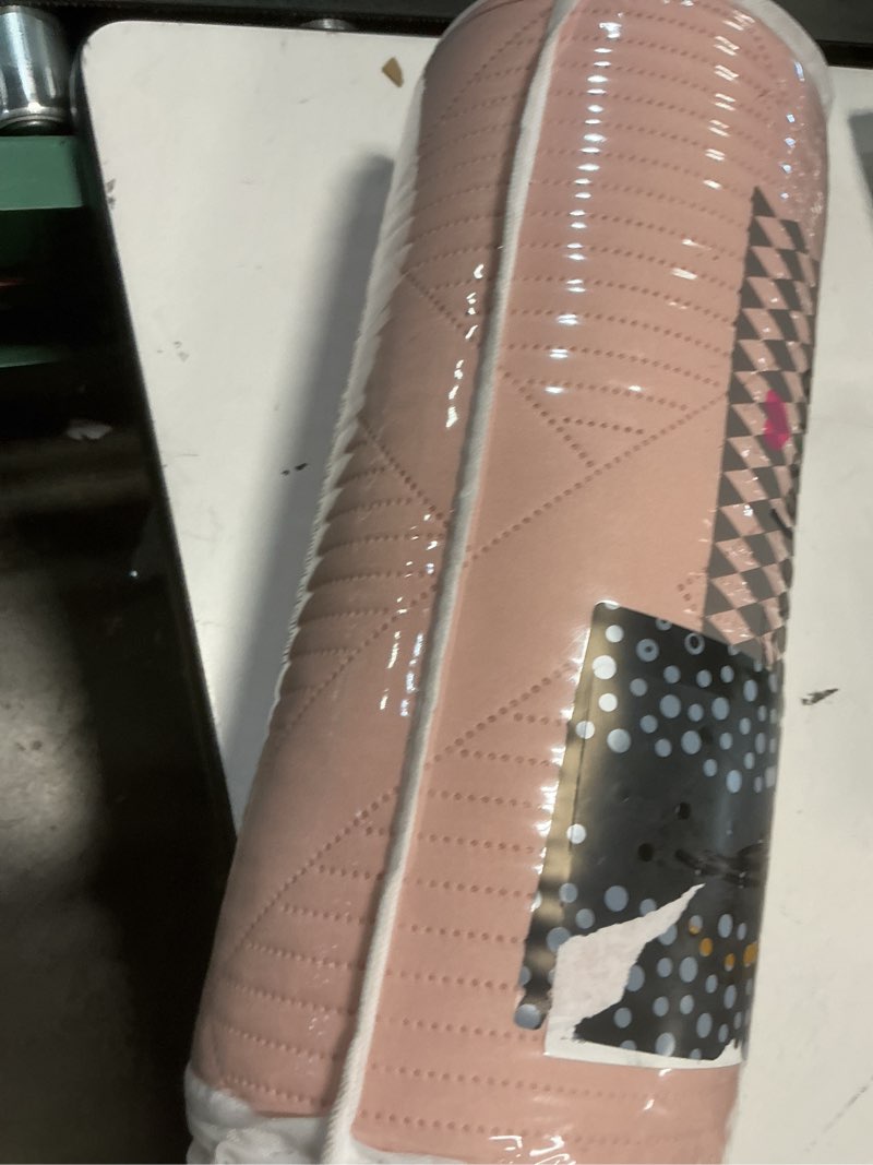 Condition photo showing New/Like New for exclusivo mezcla quilts queen size - blush pink quilt set bedspread with 2 pillow shams, modern bedding set with striped pattern, soft lightweight bedspreads queen size for all seasons blush pink queen (90"x96")