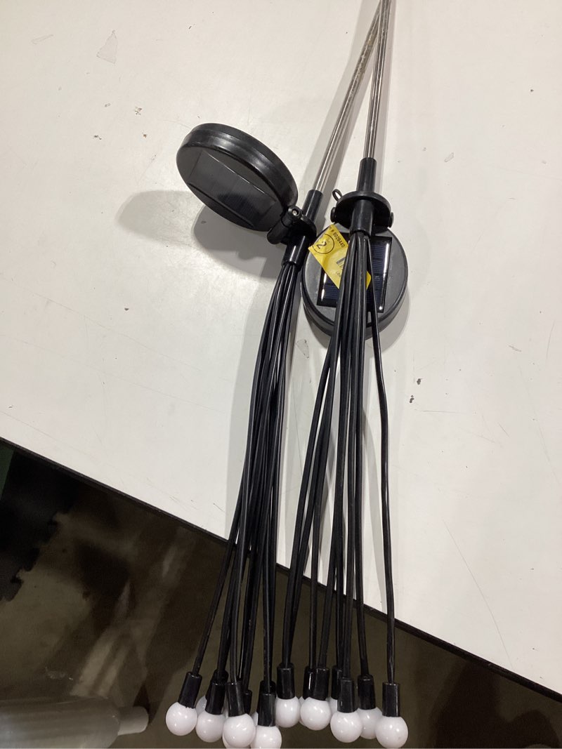 Condition photo showing Good Condition for harbor breeze firefly black solar led outdoor path light with dusk-to-dawn sensor 3000-k