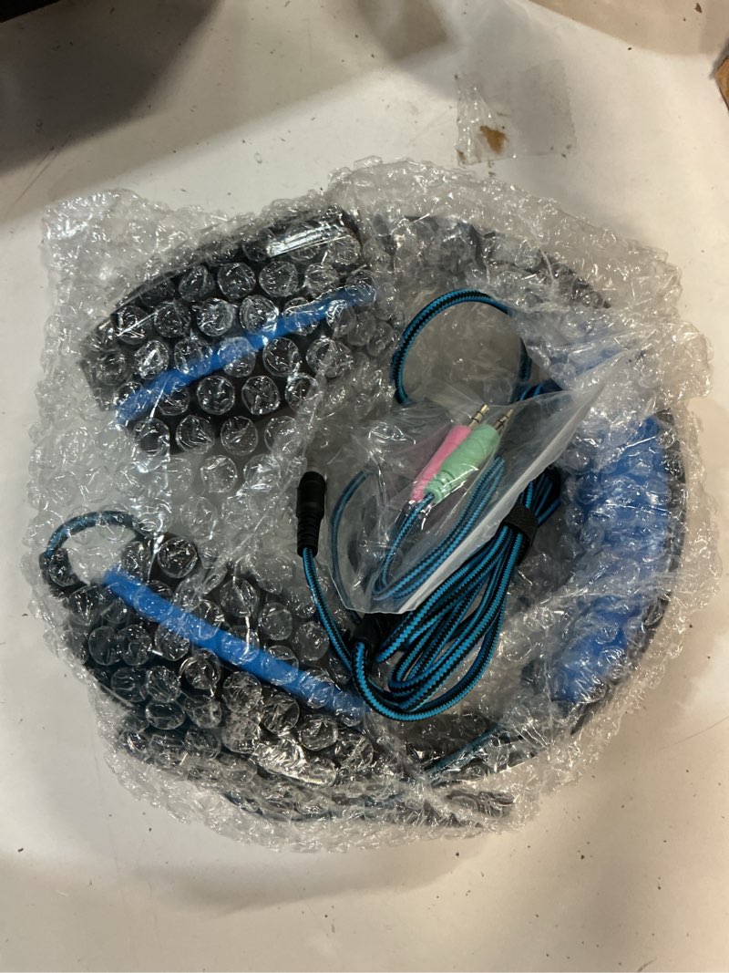 Condition photo showing New/Like New for bengoo g9000 stereo gaming headset for ps4 pc xbox one ps5 controller, noise cancelling over ear headphones with mic, led light, 7.1 surround sound, soft memory earmuffs for nintendo xbox series x|s blue