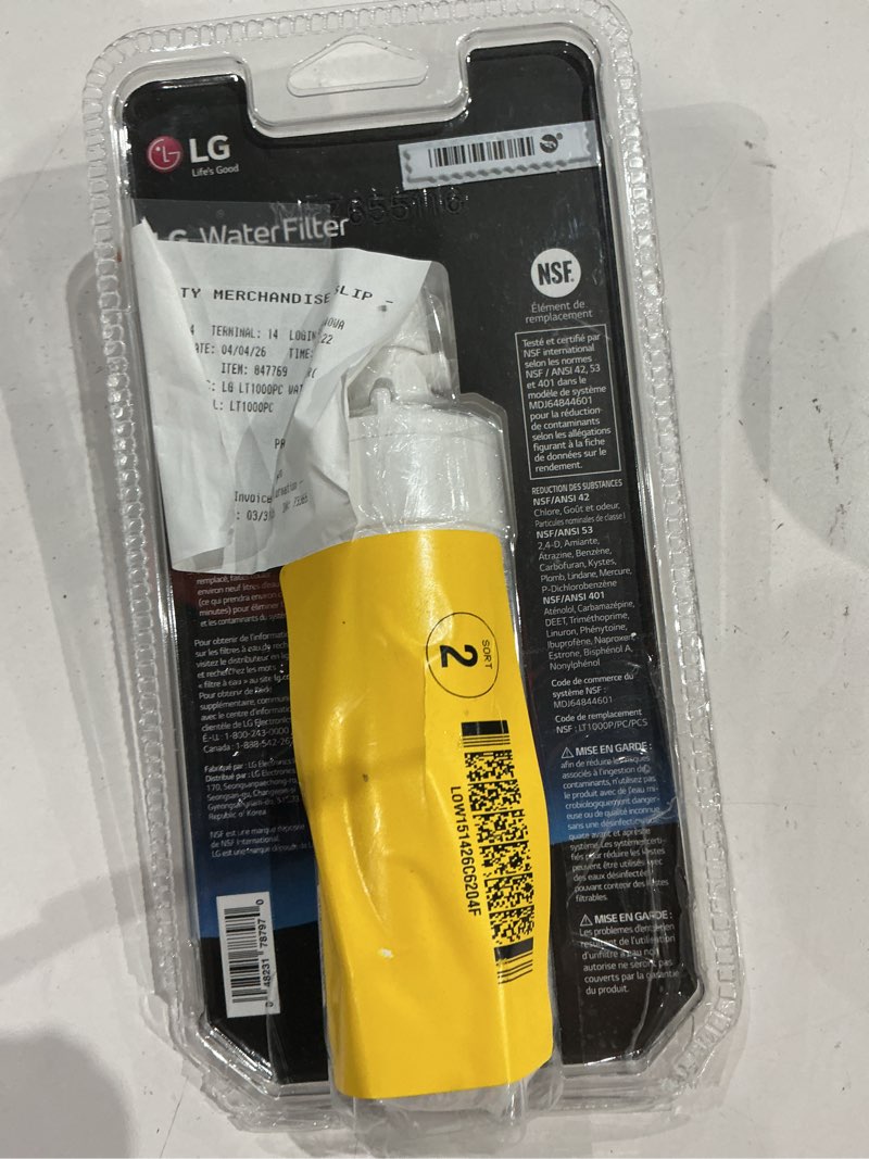 Condition photo showing As Is for lg twist-in refrigerator water filter fits lt1000p