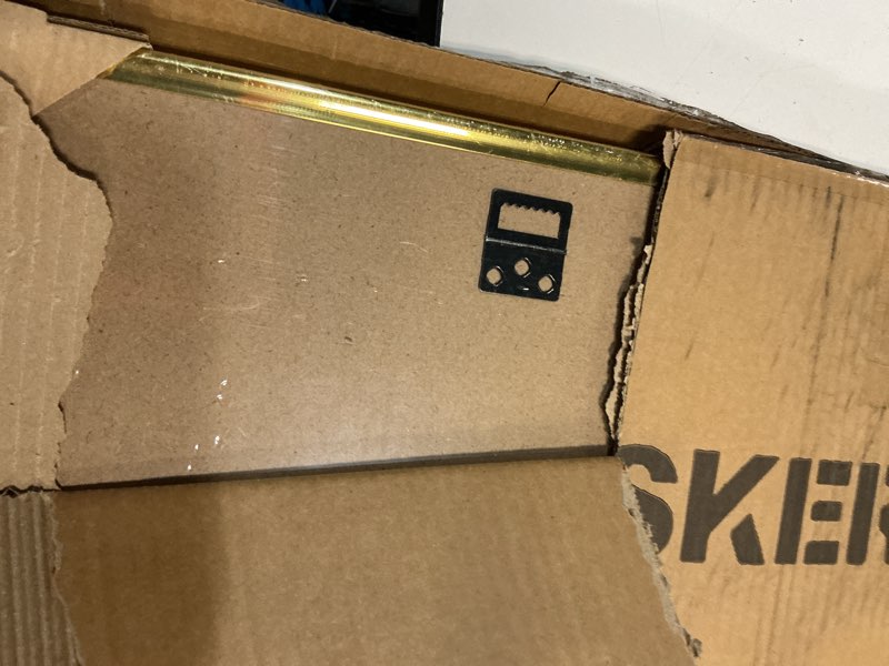 Condition photo showing New/Like New for ELSKER&HOME 20x30 Poster Frame 3 Pack, Gold Picture Frame for Horizontal or Vertical Wall Mounting, Sturdy and Scratch-proof Gold 20 x 30