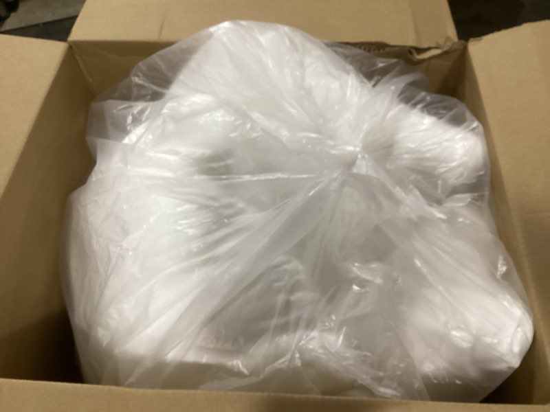 Condition photo showing Good Condition for Ogrmar 4 Packs 18" x 18" Premium White Throw Pillow Insert Hypoallergenic High-Resilient PP Cotton Stuffer Pillow Insert Square Form Sham Stuffer Decorative Pillow, Cushion (18" x 18")
