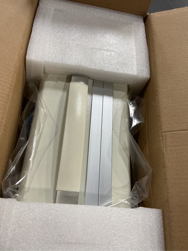 Condition photo showing Good Condition for Lighted Makeup Case with Mirror - Standard Size 11.4" x 9" - Travel Makeup Train Case With Mirror - Rechargeable LED Travel Vanity Case with Adjustable Brightness - Train Case Makeup Bag - White Standard White