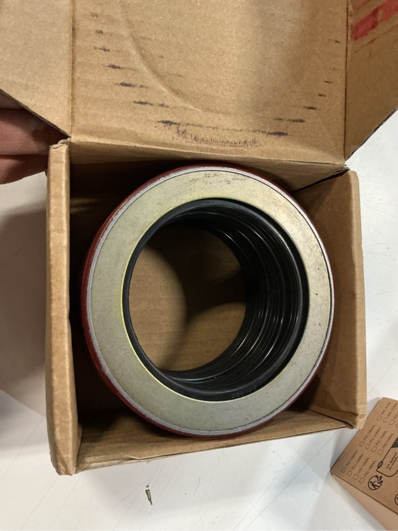 Condition photo showing Good Condition for 4PCS Oil Seal 3.125" X 4.506" Replacement for Dexter 010-056-00 10K 12K Heavy Duty 15K Axles Trailer Axle Bearing Seal