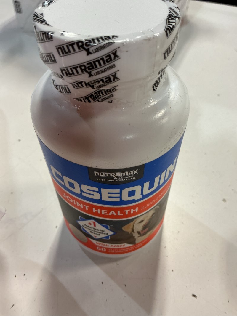 Condition photo showing New/Like New for nutramax cosequin maximum strength joint health supplement for dogs  60 chewable tablets