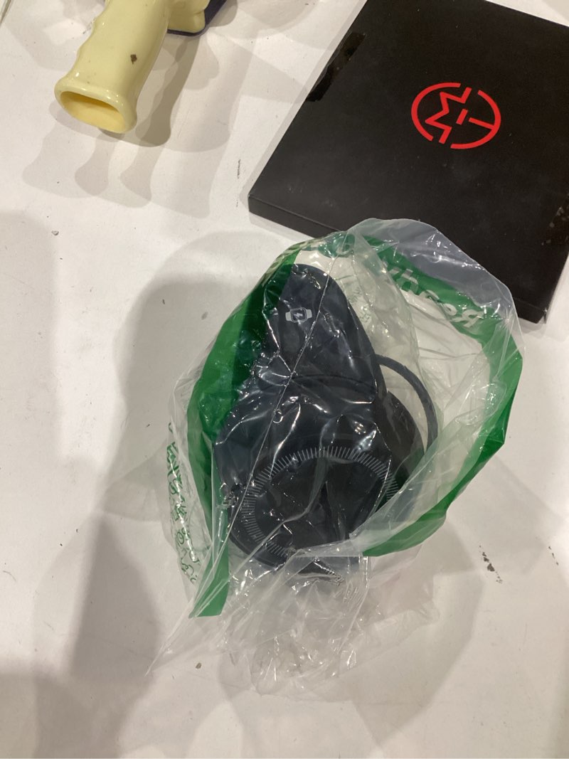 Condition photo showing Good Condition for Wireless Charger,3 in 1 Magnetic Wireless Charger Stand, Fast Wireless Charging Dock for iPhone17/16/15/14/13/12 Series, Apple Watch Series, AirPods Pro. Black