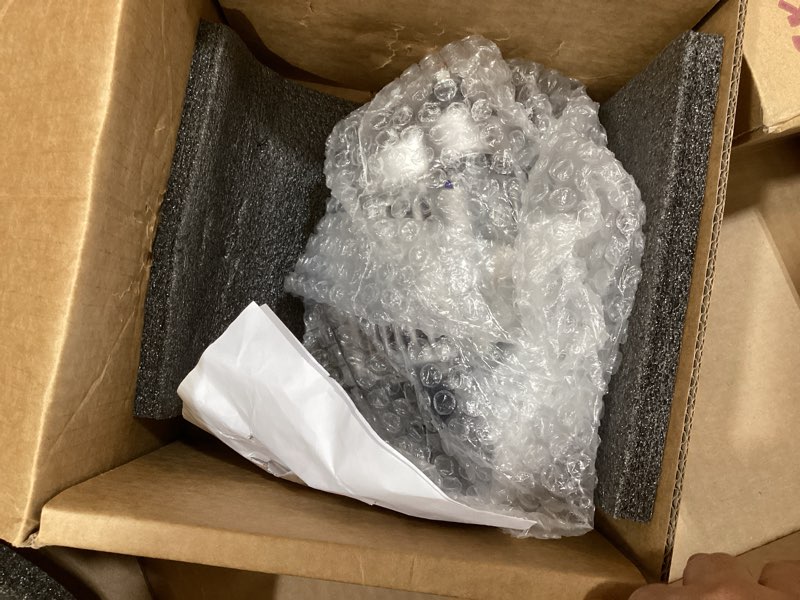 Condition photo showing Good Condition for 100211-1670 alternator compatible with kubota,case 1838/6010, corniver ct48s,compac equipment mfg ta48,replace#16231-24011,16241-64010,16241-64011
