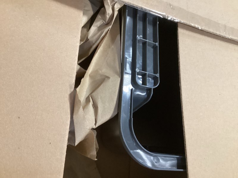 Condition photo showing Good Condition for Kichwit Stainless Steel Cat Litter Box with High Sides Easy to Clean, Smooth Surface, Rust Resistant, 19.8" x 13.8" x 10" (with Lid) 19.8" L x 13.8" W x 10" H (with Lid)