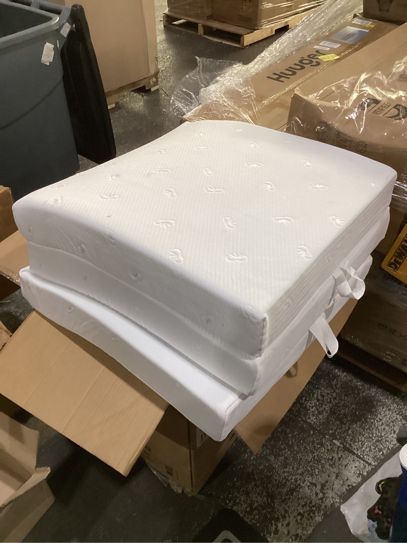 Condition photo showing Good Condition for novilla foldable mattress topper, single size comfort foam trifold mattress with cloud design cover, 4 inch folding mattress for back pain relief, suitable for camping, rv travel, 75"x25"x4" white single