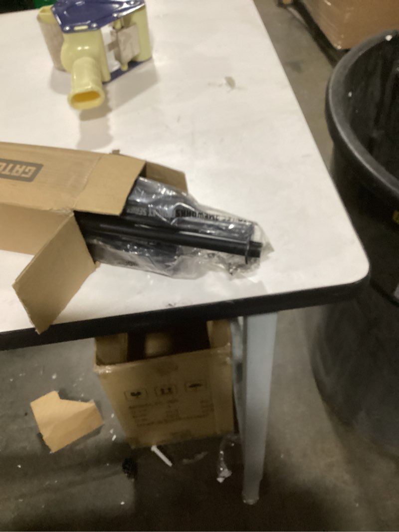 Condition photo showing Good Condition for Gator Frameworks Rok-It Series Tripod Mic Stand Adjustable with 31.5" to 61.5" Height, Fully Collapsible for Convenient Travel (RI-MIC-520) Standard Tripod