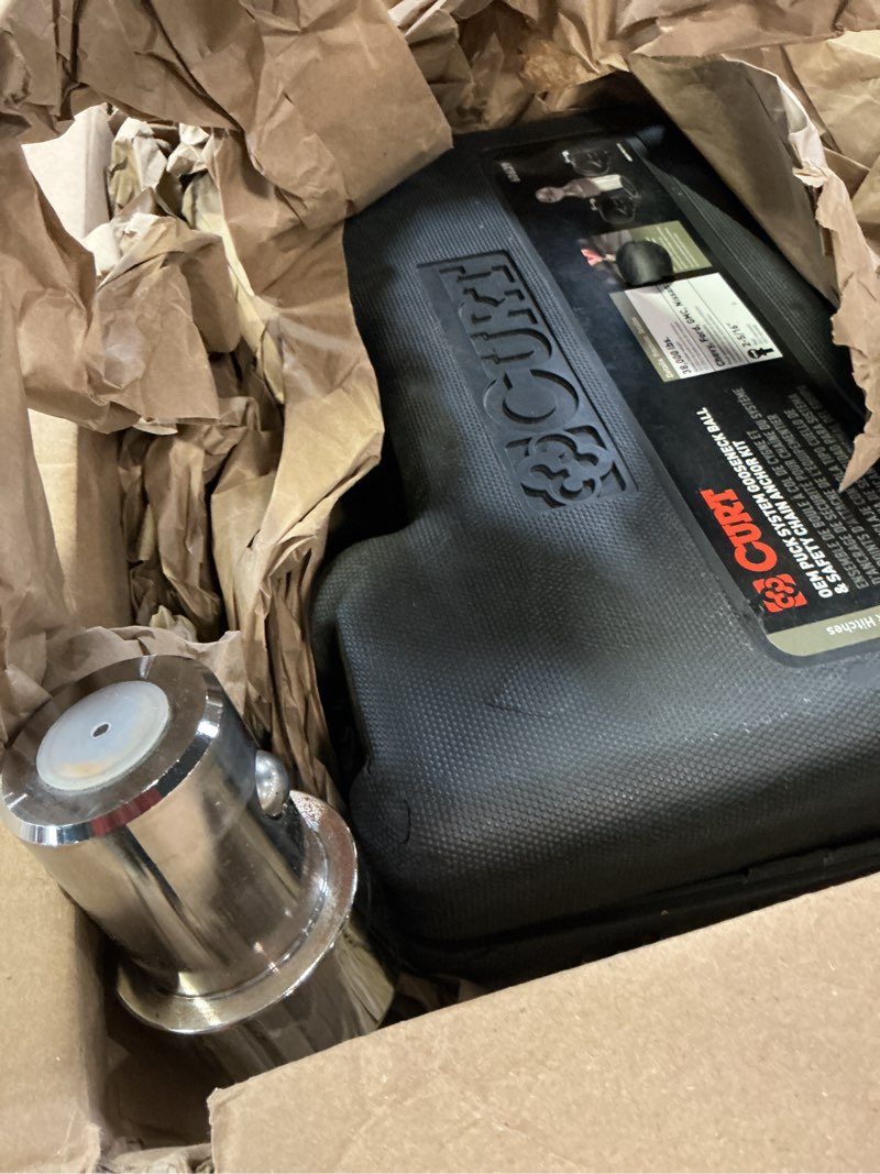 Condition photo showing Good Condition for curt 60639 oem puck system gooseneck hitch kit for chevrolet, ford, gmc, nissan trucks, 38,000 lbs. gtw, 2-5/16-inch ball, pucks required 38k capacity chevy/gmc/ford/nissan