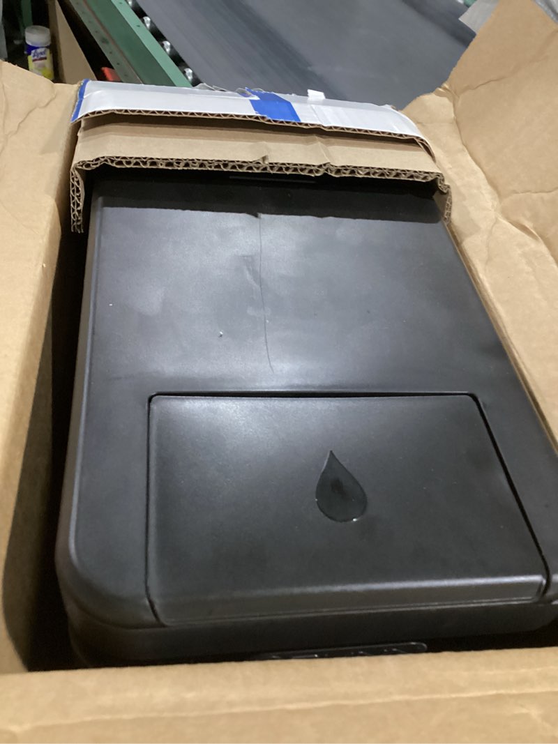 Condition photo showing item condition for BUNN 52700 CSB2G Speed Brew Elite Coffee Maker Gray, 10-Cup,Grey Regular