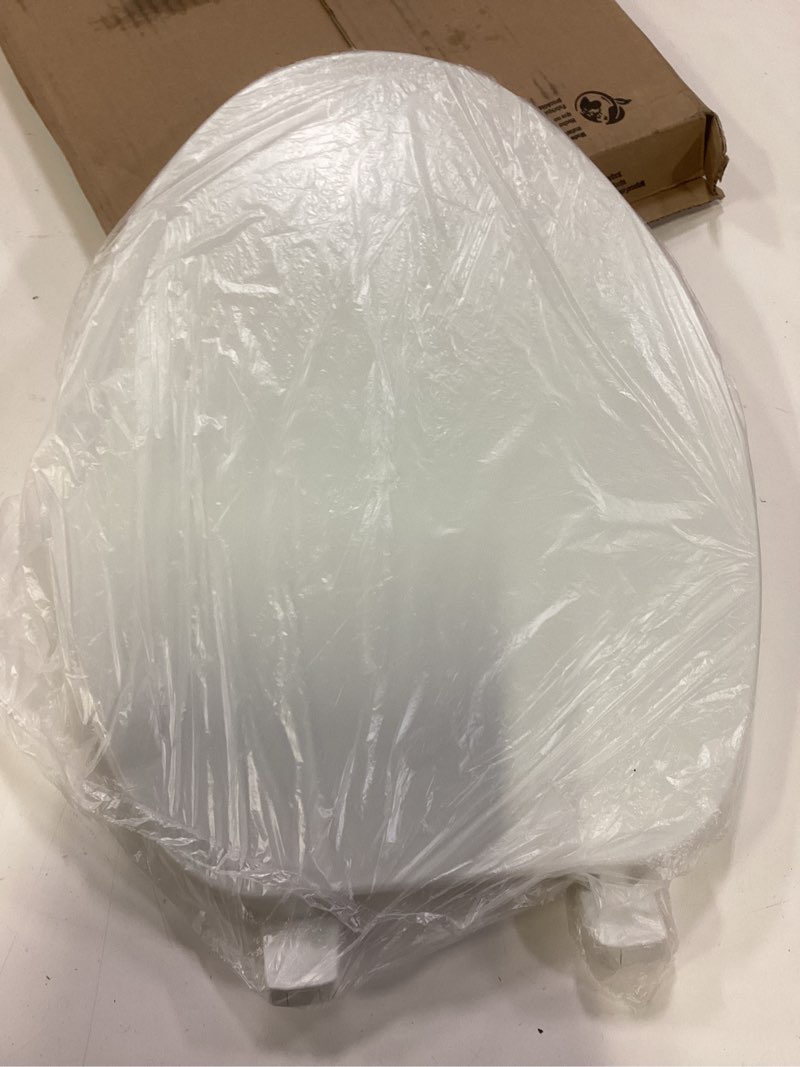 Condition photo showing Good Condition for bemis 170 durable plastic toilet seat, elongated, white