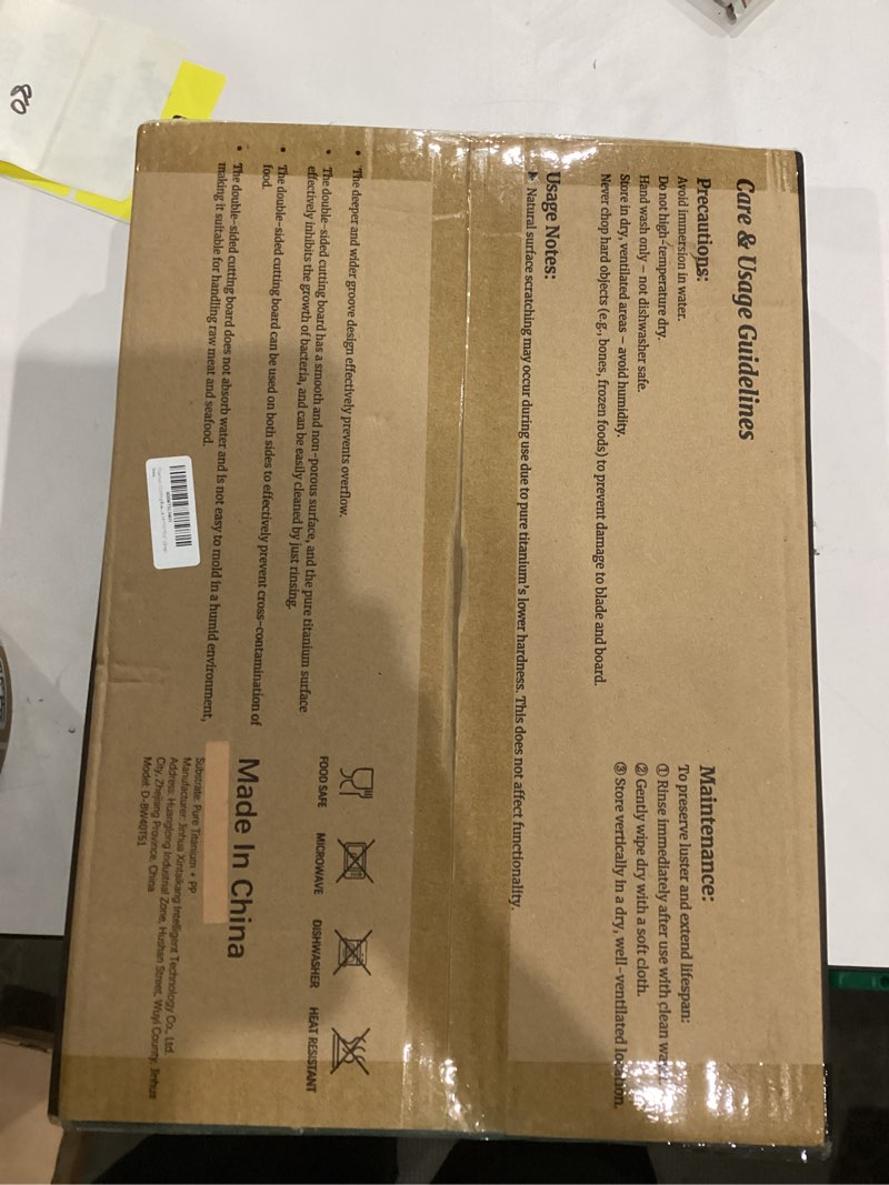 Condition photo showing New/Like New for Titanium Cutting Board for Kitchen, Cutting Boards Non Toxic Double Sided Metal Pure Titanium and Wheat Straw PP Chopping Board Food Grade Easy to Clean Large Size 16"*10"*0.9"(Grey) Gray