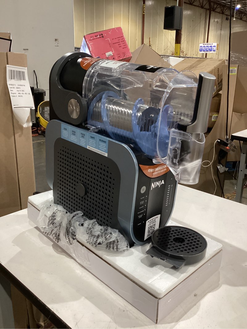 Condition photo showing Good Condition for ninja fs301 professional maker with rapidchill technology, 88 oz drink & slushie machine, 5 preset programs, frozen margaritas, frappés, and more, premium accents, black (renewed)