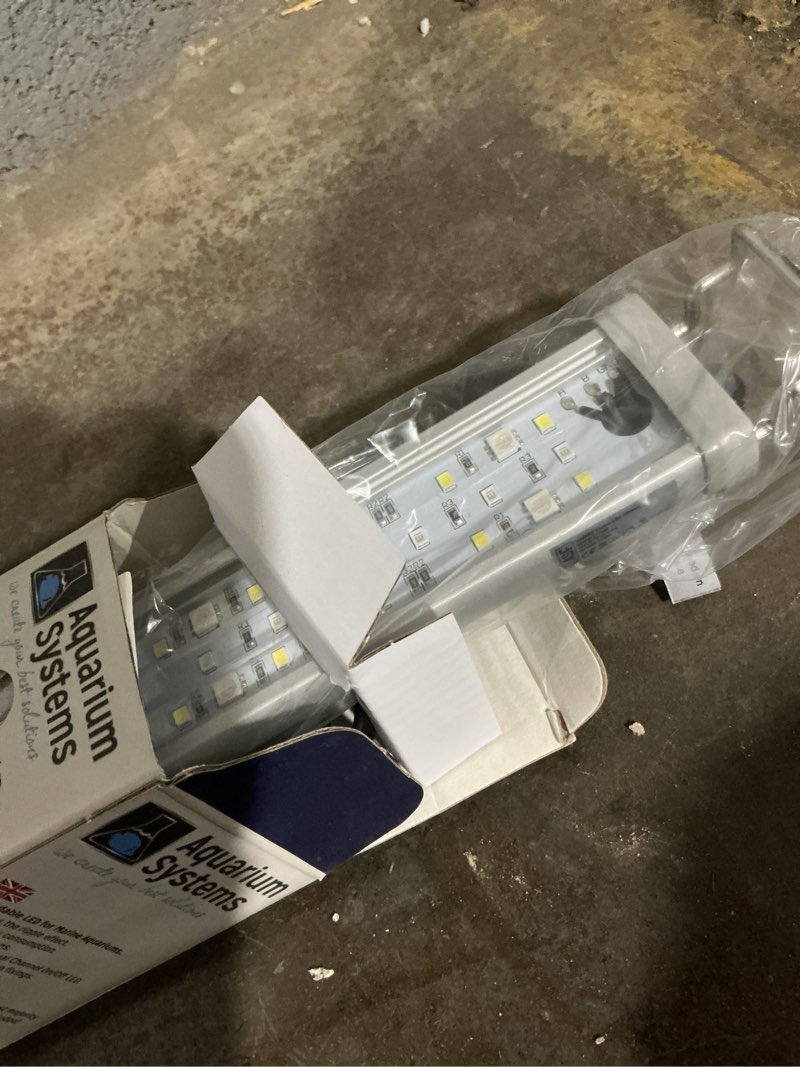 Condition photo showing New/Like New for Aquarium Systems 217025 Pull-Out Led bar Navy - 10W (250-450mm)